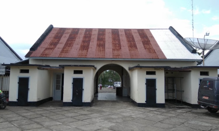 Harga Tiket Masuk Benteng Van Der Capellan