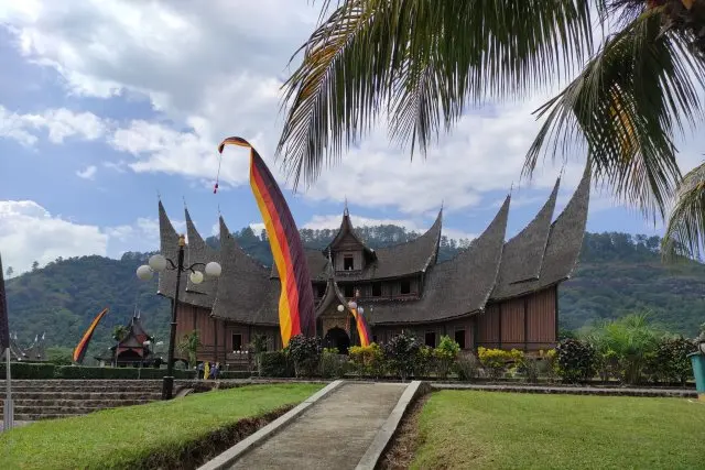 Kegiatan yang Menarik di Istano Basa Pagaruyung