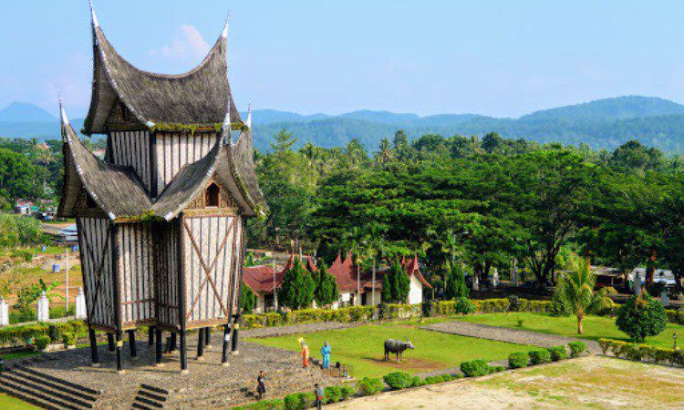 Objek Wisata Terdekat dari Benteng Van Der Capellen