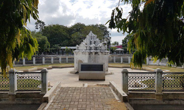 Sejarah Taman Putroe Phang