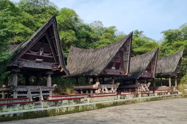Alamat Museum Huta Bolon Simanindo