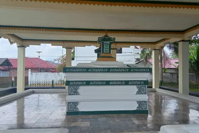 Fasilitas Makam Sultan Iskandar Muda