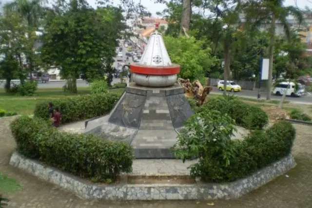 Fasilitas Monumen Krakatau