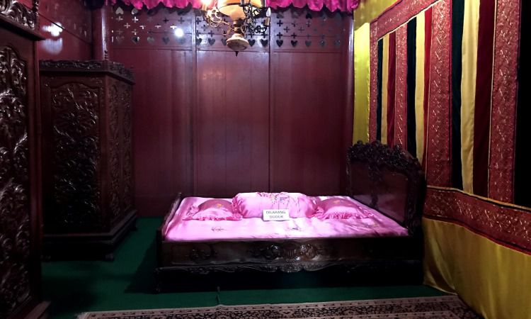 Kolkesi Rumah Cut Nyak Dien