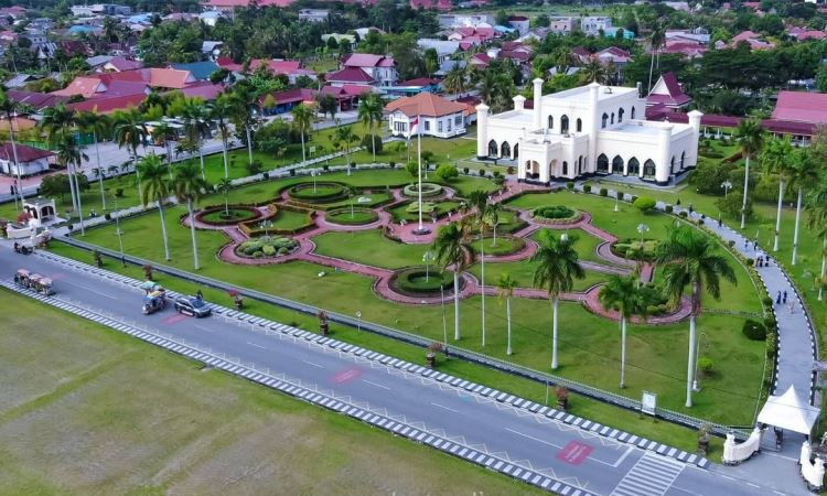 Museum Istana (Siak) Asserayah El Hasyimiah - Sejarah, Koleksi & Lokasi Museum