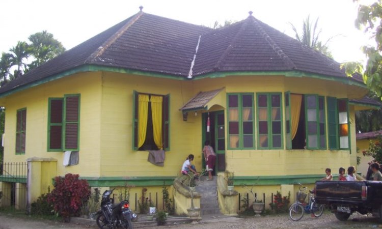 Aktivitas Istana Raja Seruway