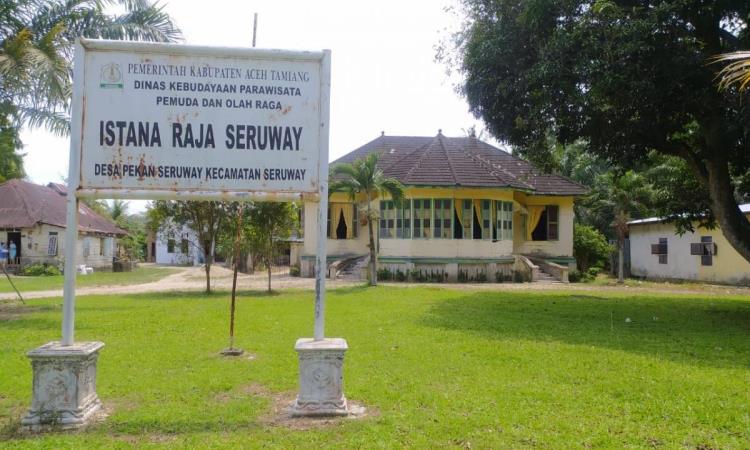 Alamat Istana Raja Seruway