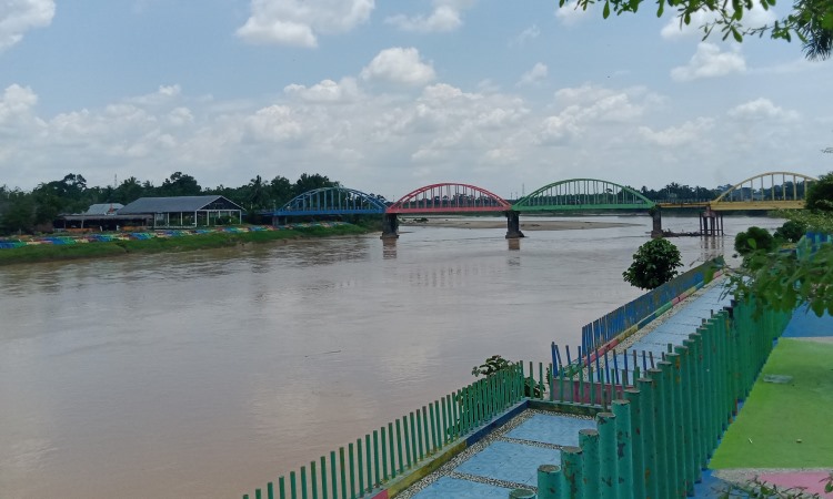 Daya Tarik Jembatan Beatrix