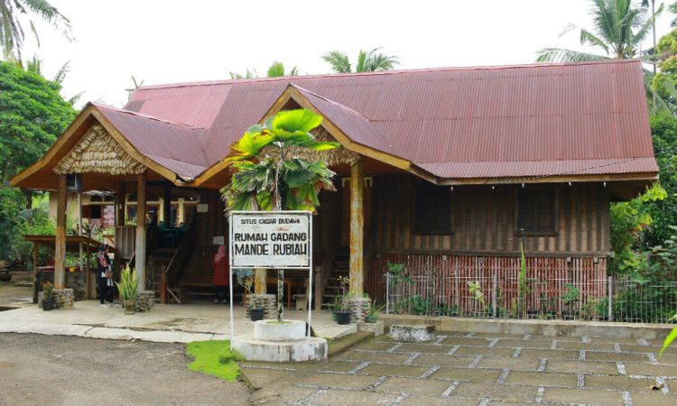 Aktivitas Museum Mande Rubiah