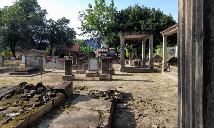 Makam Belanda atau Kerkhof