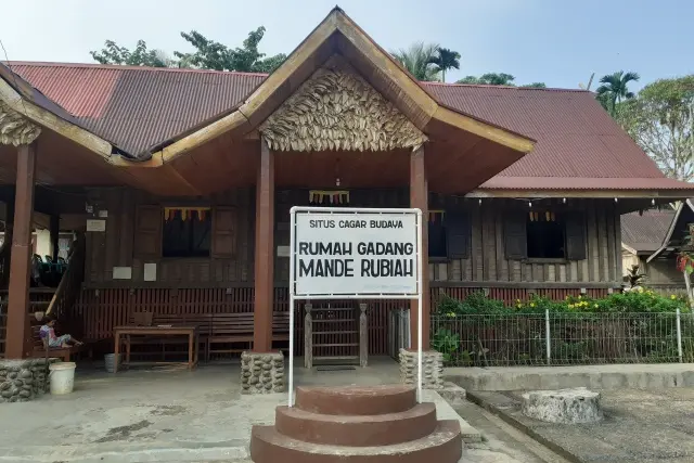 Museum Mande Rubiah - Sejarah, Koleksi, Lokasi & Ragam Aktivitas