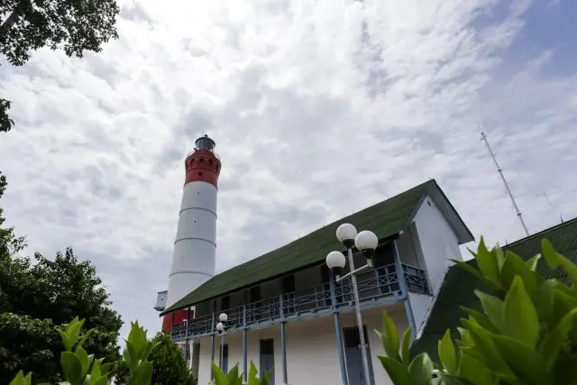 Alamat Mercusuar Willem's Toren III