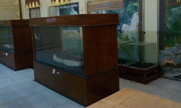 Koleksi di Museum Si Pahit Lidah