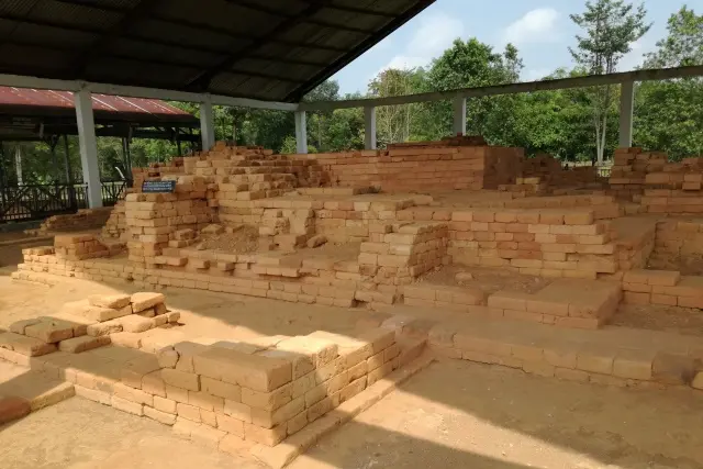 Daya Tarik Candi Bumiayu