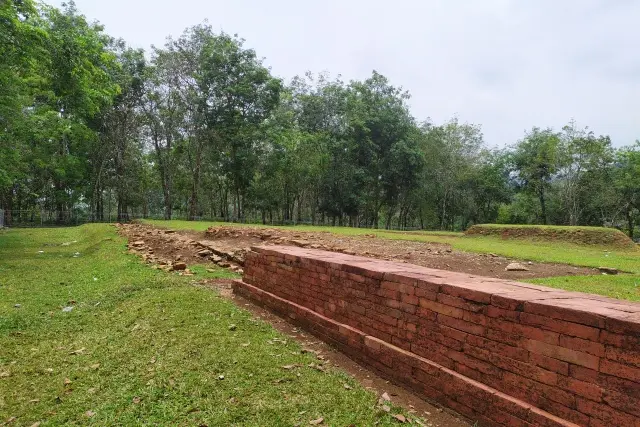 Daya Tarik Candi Pulau Sawah
