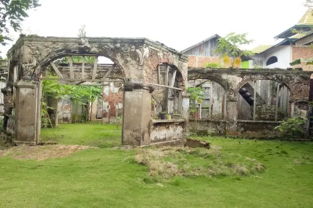 Daya Tarik Cagar Budaya Rumah Batu