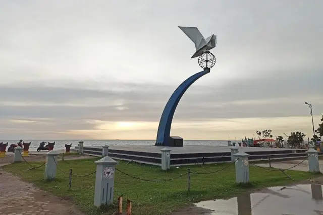 Sejarah Berdirinya Tugu Merpati Perdamaian