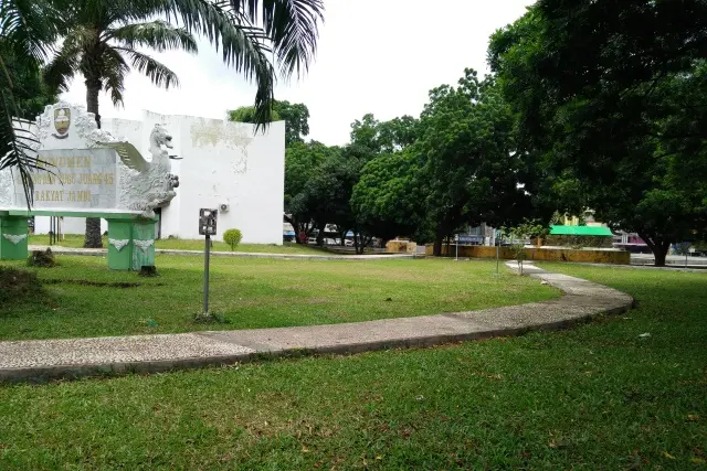 Alamat Tugu Juang Jambi