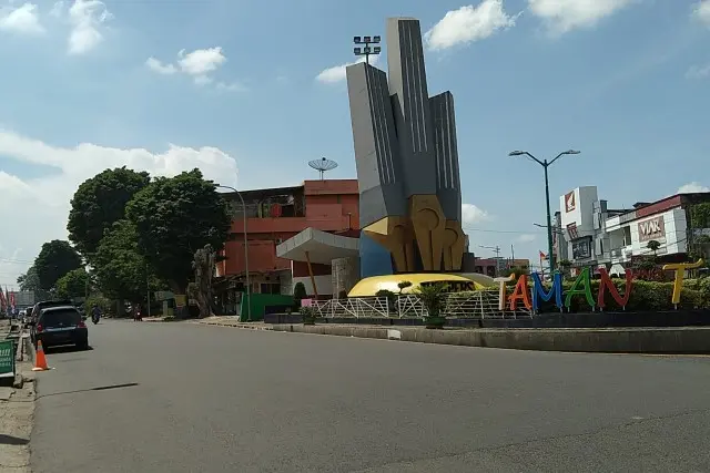 Alamat Tugu Pers Jambi