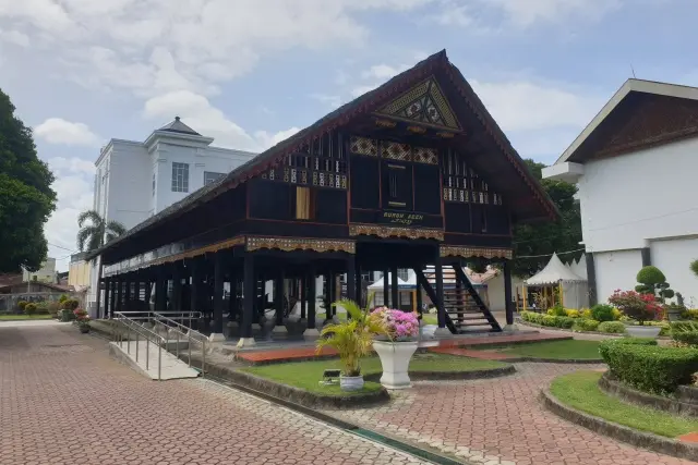 Museum Negeri Aceh - Sejarah, Koleksi, Tiket & Ragam Aktivitas