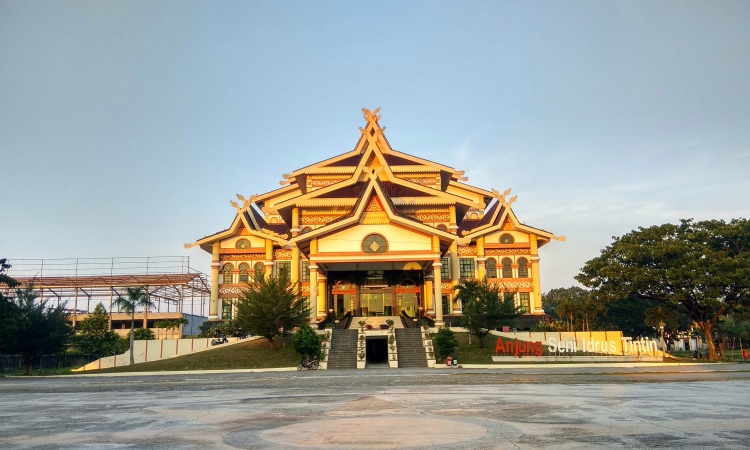 Anjungan Seni Idrus Tintin