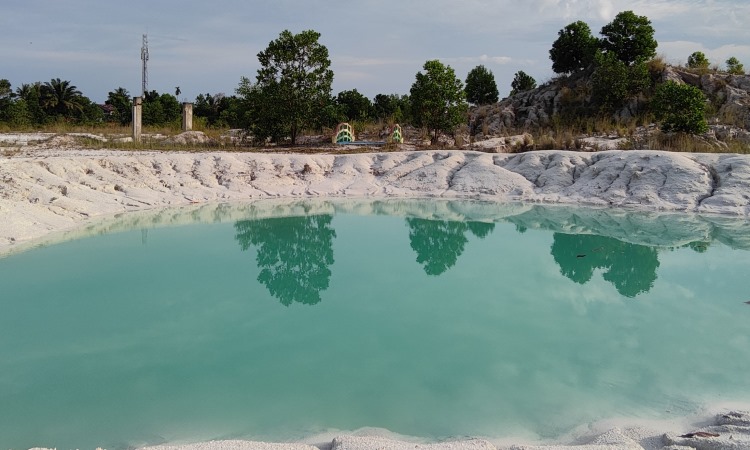 Wisata di Pekanbaru, Kawah Biru