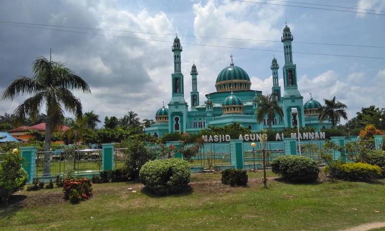 Masjid Raya Al-Manan