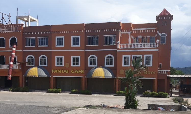 Pantai Café