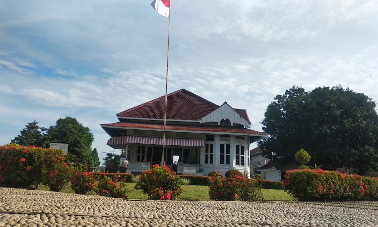 Rumah Pengasingan Bung Karno