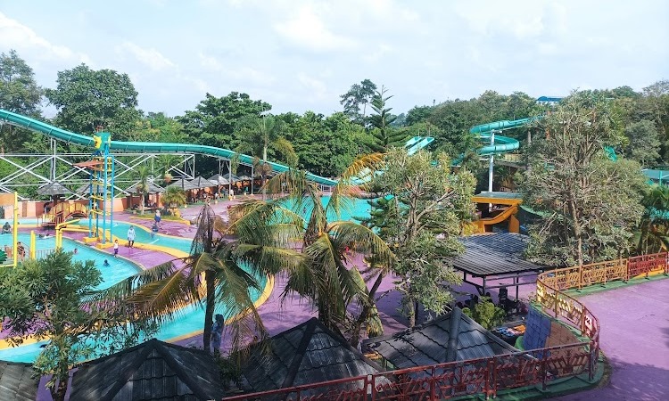 Taman Wisata Lembah Hijau