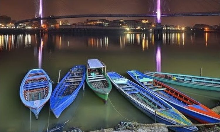 Wisata di Jambi, Wisata Perahu Ketek Batanghari
