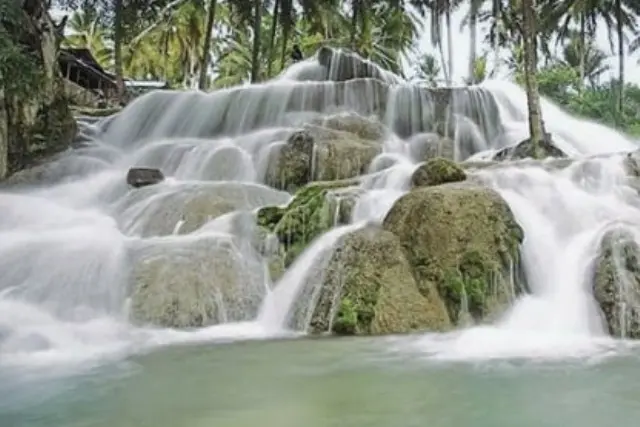 Air Terjun Bertingkat Labuhanbatu
