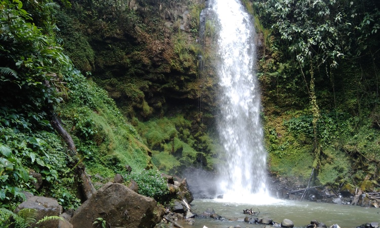 Air Terjun Pintu Langit