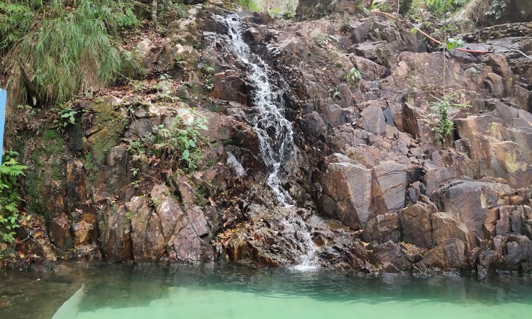 Air Terjun Pongkar