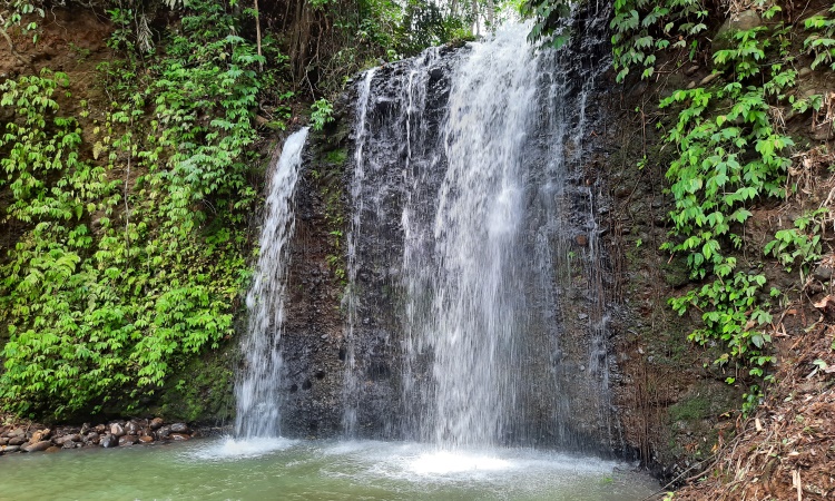 Air Terjun Sando