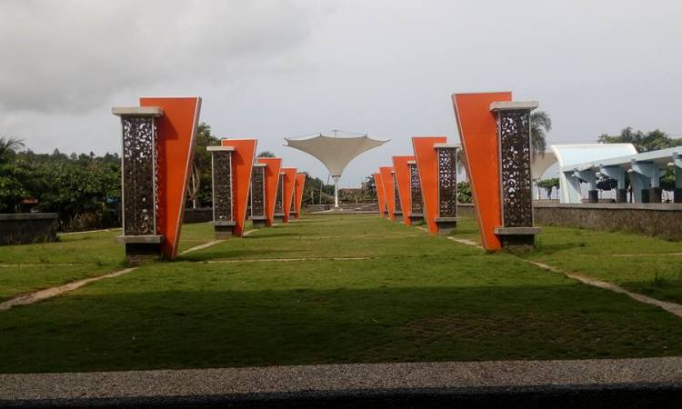 Dermaga Bom Kuliner Kalianda