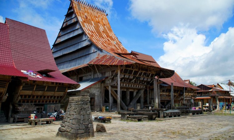 Desa Adat Bawomataluo