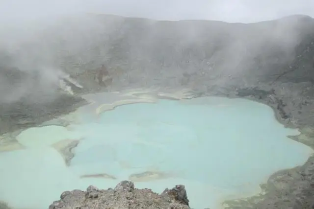 Gunung Sorik Marapi di Mandailing