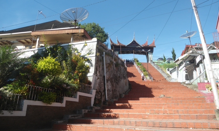 Janjang Ampek Puluah