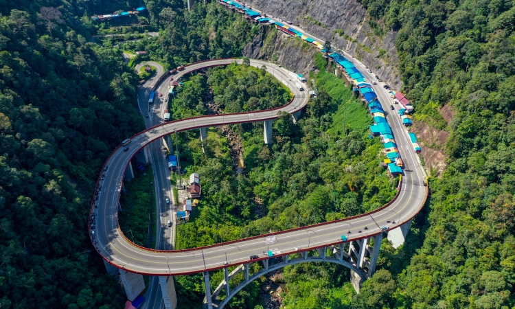 Jembatan-Kelok-Sembilan