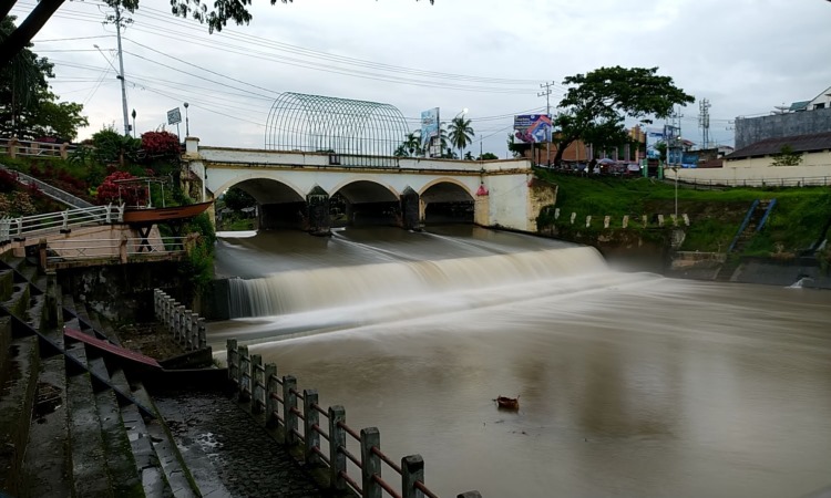 Jembatan Ratapan Ibu