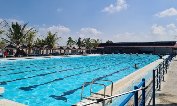 Kolam Renang Tirta Raerim