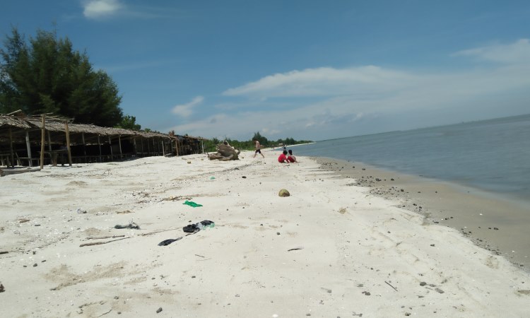 Pantai Jono atau Perjuangan