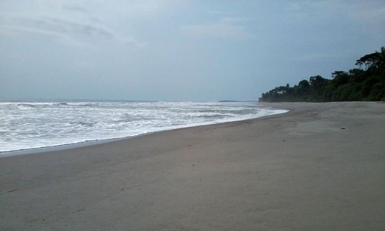 Pantai Mandiri