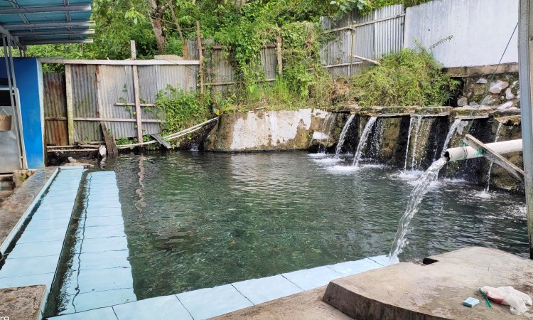 Pemandian Air Panas Bukik Gadang