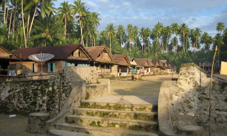 Perkampungan Adat Pulau Tello