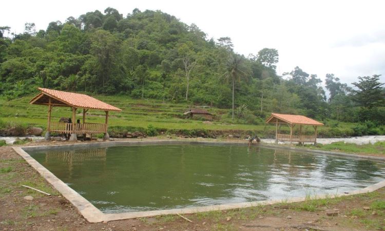 Sumber Air Panas Serasan