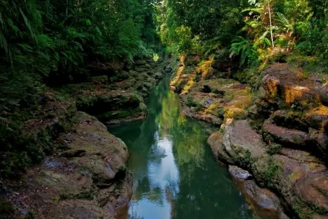 Tebing Batu Napponol di Labuhanbatu Utara