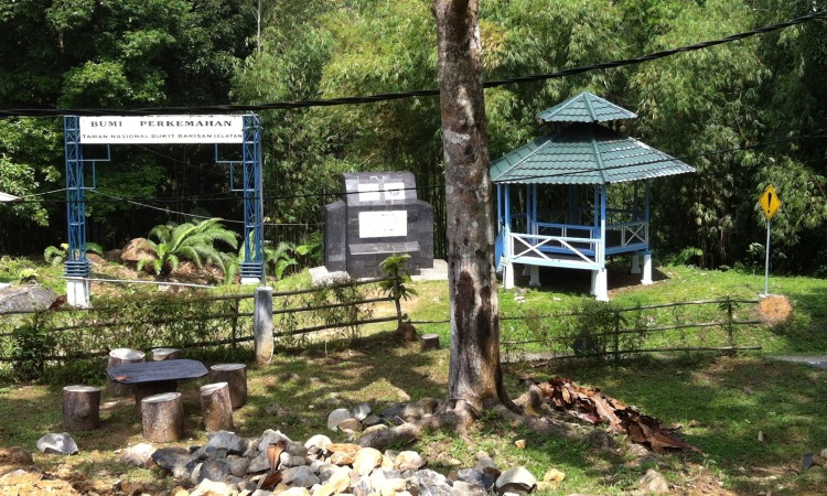 Wisata Alam Kubu Perahu