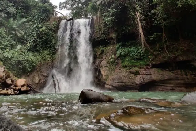 Air Terjun Aek Malakkut